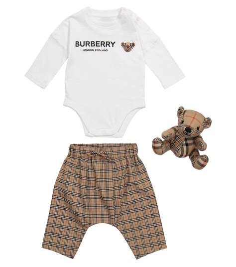 burberry infant set|Burberry newborn baby set.